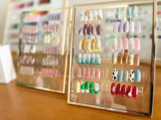 ネイル nailsalon 9stella所属・久保 菜摘のネイルデザイン