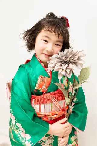 キッズ 野咲き 美容室のマツエク・マツパデザイン