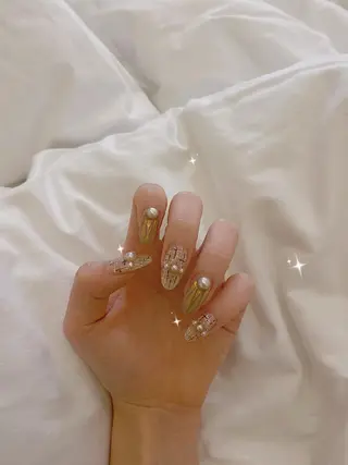 ネイル Cutil Nailsalon所属・Cutil. Nail🌈のネイルデザイン