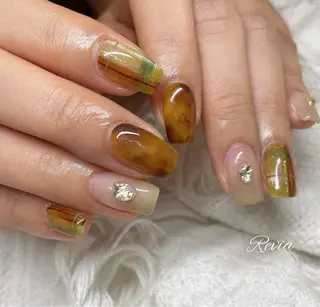 ネイル revia所属・ERI Nailistのネイルデザイン