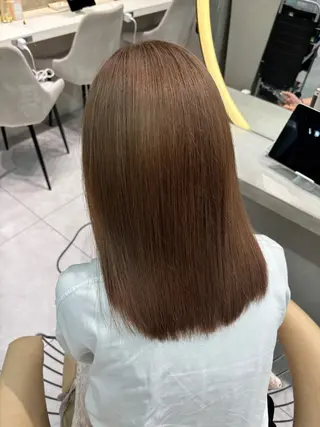 ロング Lond Melia所属・あいり／艶髪 、透明感カラー🩶のヘアスタイル