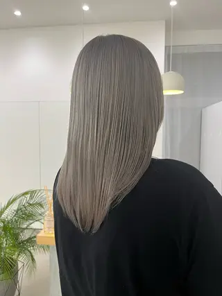 カラー e's所属・瀬長 なおみのヘアスタイル