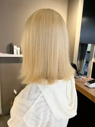 ミディアム カラー daiki 原宿のヘアスタイル