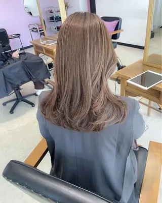 カラー MATTY yoshika 🐻のヘアスタイル