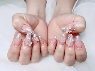 ネイル Elegant beautyシュルイのネイルデザイン