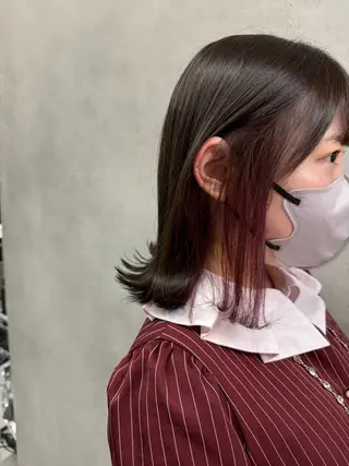 ミディアム 🇰🇷韓国風ハイ トーンKANA🖤のヘアスタイル