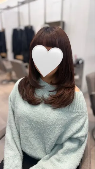 セミロング nok所属・レイヤー/ベージュ/ どますず🌺のヘアスタイル