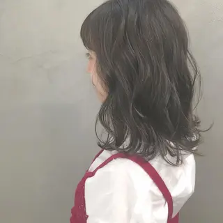 セミロング カラー 櫻井 佑美のマツエク・マツパデザイン