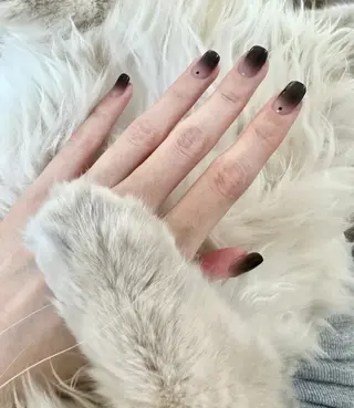 ネイル R nailsalon所属・Rネルサイン よ よのネイルデザイン