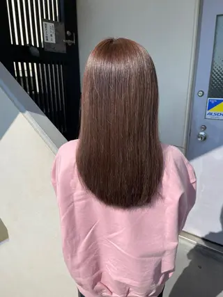 セミロング カラー ヘアアレンジ N° +aero 横浜のヘアスタイル