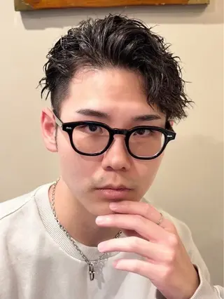 ショート カラー パーマ メンズ 武井 凌のヘアスタイル