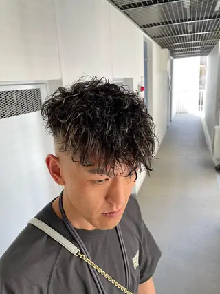 ショート カラー パーマ メンズ メンズパーマ 北原寿樹のヘアスタイル