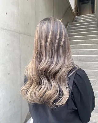 ロング カコ/レイヤーカット ヘアアレンジのヘアスタイル