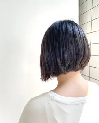 ミディアム 30代からの大人 ショートのヘアスタイル