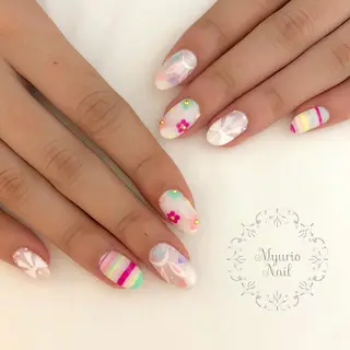 ネイル Sympa 𝓜iwako🐰ᩚのネイルデザイン