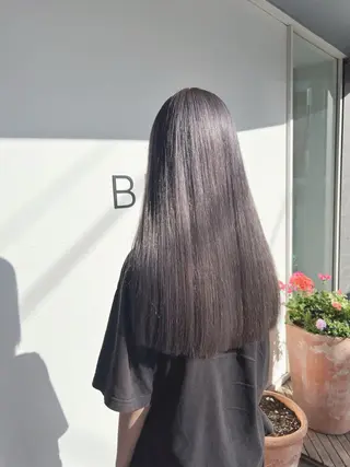 ロング カラー 宮原 佳苗のヘアスタイル