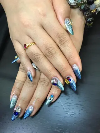 ネイル みんなの店所属・仲谷 つかさのエステ・リラクイメージ