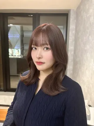 ミディアム カラー La fith hair ray 札幌店所属・顔まわり/W カラー/リョウのヘアスタイル