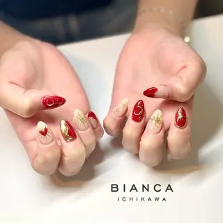 ネイル 🕊️Bianca 児玉🕊️のネイルデザイン