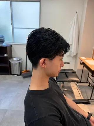 パーマ メンズ MEN'S SALON Cyf千葉所属・韓国ヘア/ センター パート/Yuyaのヘアスタイル