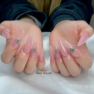 ネイル The 1989 Nail Salonのネイルデザイン
