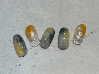 ネイル 【尾下】 ロイヤル•セラピストのネイルデザイン