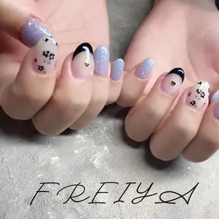 ネイル FREIYA所属・FREIYA マツエク、ネイルの眉毛・アイブロウイメージ