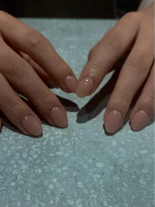 ネイル Nail salon 4［HER.］所属・MIA 𓂃 ⚮̈ .゜ ‪のネイルデザイン