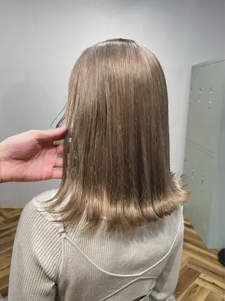 ミディアム カラー lani hair salon所属・SHOTO ハイトー ン/デザインカラーのヘアスタイル