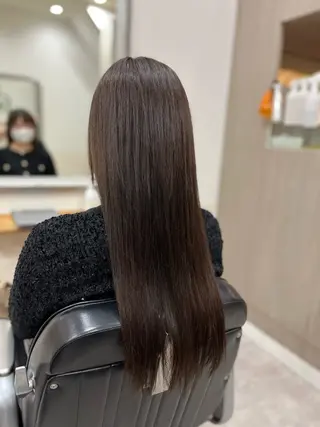 カラー 艶髪🥣透明感カラー 🫧前田奈津実のヘアスタイル