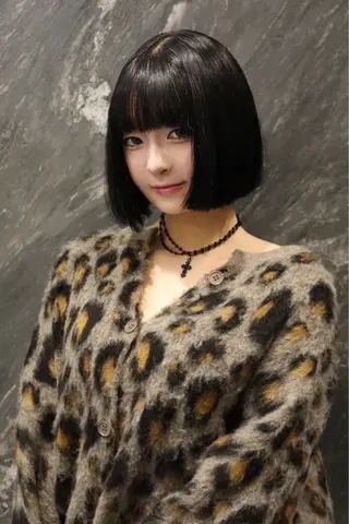 ミディアム カラー レイヤーカット /ハイトーンchaoのヘアスタイル