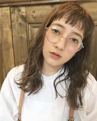 ロング カラー パーマ ヘアアレンジ O/ODER (official)のヘアスタイル