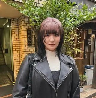 ミディアム udaハイトーン /ボブ/レイヤーのヘアスタイル