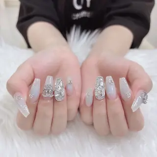 ネイル FLY Nail Salonのネイルデザイン