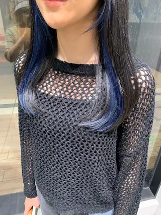 ロング カラー ヘアアレンジ yuka .のヘアスタイル