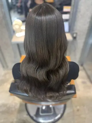 ロング カラー BOTANIUM.An所属・BOTABIUM nanamiのヘアスタイル