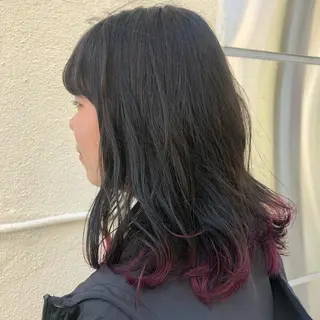 ミディアム 古屋 花織のヘアスタイル