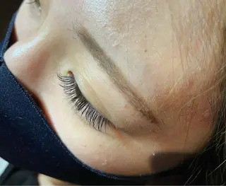 マツエク・マツパ SIRO🦋/ 尾立桜子の眉毛・アイブロウイメージ