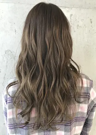 ロング カラー パーマ ヘアアレンジ ナツメダ ダイキのヘアスタイル