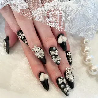 ネイル ドライヘッドスパ 名古屋駅徒歩5分のエステ・リラクイメージ