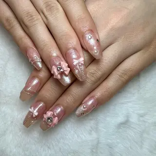 ネイル share所属・. yurieのネイルデザイン