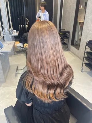 ロング ハイトーン ／ レイヤー/吉田陸斗のヘアスタイル