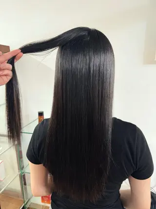 ロング パーマ shui/艶カラー ／柔らかストレートのヘアスタイル