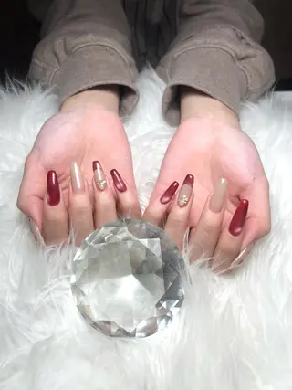 ネイル 井尻 紗菜のネイルデザイン