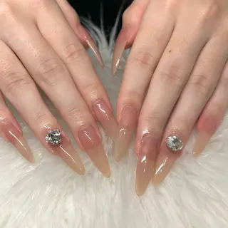 ネイル AURORA eyelash&nail salon アメ村店所属・Aurora Sakiのネイルデザイン