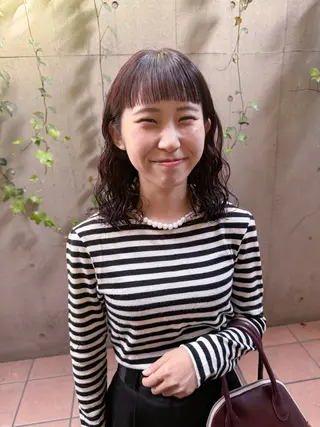 ミディアム パーマ 大橋 芽衣のヘアスタイル