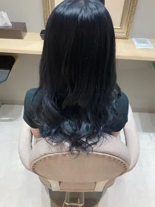 ロング カラー 廣瀬 あずさのヘアスタイル