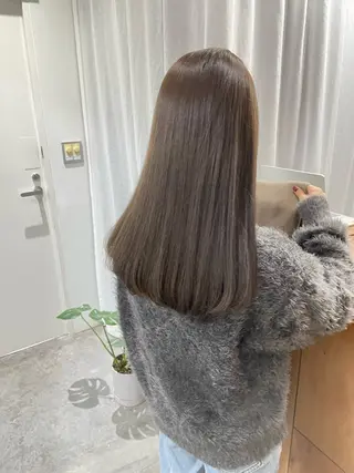 ロング カラー astar所属・kotono🪿 透明感カラーのヘアスタイル