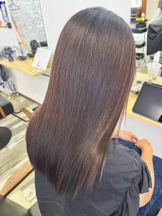 セミロング 小澤 日菜のヘアスタイル