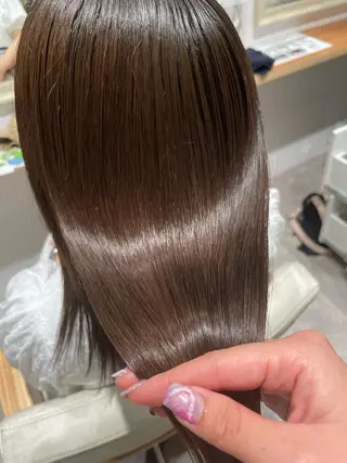 セミロング ハイトーン🦄ネイル 💞のぶちのネイルデザイン